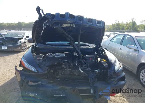 2015 Jeep Cherokee Trailhawk z USA, uszkodzony, nr VIN 1C4PJMBS6FW527306